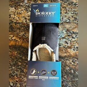 Isotoner Signature Memory Foam Slippers Men's size xl - 11 12 Black. NWT